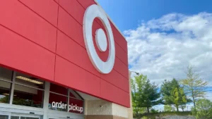 Fachada de una tienda Target antes del lanzamiento de Beauty Studio