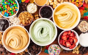 Local de frozen yogurt de la cadena 16 Handles