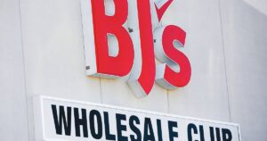 BJ's Wholesale reduce su surtido de SKU en tienda