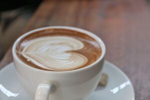 Granos de café tostado en primer plano